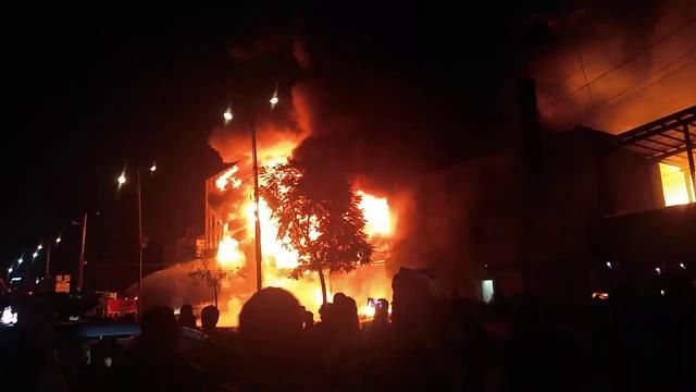 الأمم المتحدة: 8 قتلى بينهم مهاجرين في حريق بمركز احتجاز في صنعاء