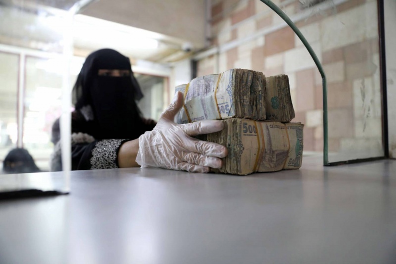 مصدر مصرفي يكشف لـ"يمن الغد" أخر تحديث لصرف الريال اليمني مقابل الدولار والسعودي مساء اليوم