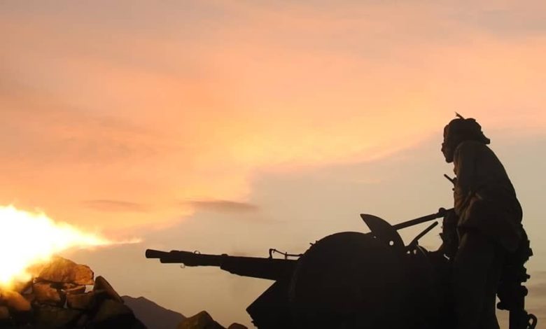 صورة مليشيا الحوثي تتلقى ضربات موجعة في 4 محافظات وسط اصطفاف منقطع النظير للقبائل والتحالف “هل بدأ الحسم؟”