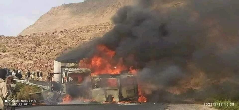 عاجل: عشرات الضحايا وتفحم جثثهم في حادث مرعب وسط اليمن قبل قليل "تفاصيل وإحصائية أولية حتى الان"