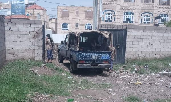 صورة مليشيات الحوثي تدشن حملة نهب لأراضي المواطنين في سنحان