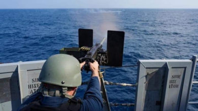 صورة مناورات أمريكية في خليج عدن لهذا السبب