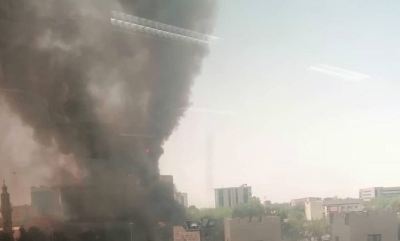 صورة السودان.. اشتباكات ضارية وسط الخرطوم والقتلى بالعشرات