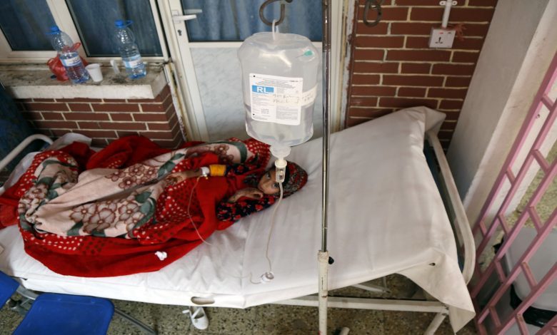 صورة حمى الضنك تفتك بأبناء تعز ومدير الصحة يشكو ضعف الإمكانيات