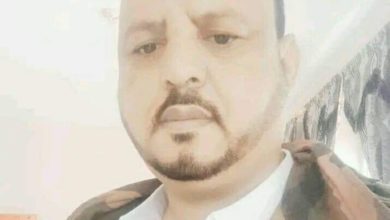 صورة محكمة حوثية تحكم بسجن ناشط حقوقي وتغريمه ومصادرة هاتفه وإغلاق حسابه على فيسبوك