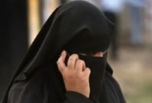 صورة اختارت الآخرة.. شاهد امرأة سعودية تبلغ عن 44 شخصا بينهم ابيها واشقائها لإرتكابهم جرائم عقوبتها الاعدام