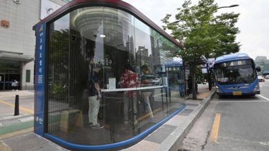 صورة مواقف حافلات ذكية لحماية الكوريين من الحر وكورونا