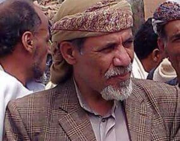 صورة اغتيال شيخ قبلي بارز وإصابة نجله في كمين مسلح جنوب صنعاء