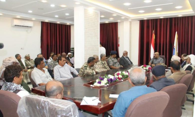 صورة العميد طارق صالح: الجبهات بحاجة لتكاتف الجهود حتى نصل صنعاء