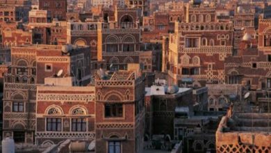 صورة بعد كشف مخطط تحويلها إلى ”مزارات شيعية”.. جماعة الحوثي تعلن عن مشروع جديد لمدينة صنعاء القديمة التاريخية