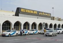 صورة الخطوط الجوية العمانية تعوض طبيب يمني بسبب تأخر رحلته (تفاصيل)