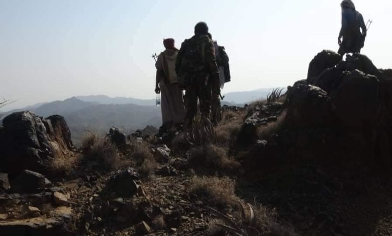 صورة بالتزامن مع انتصارات مأرب وتعز.. إعلان مفاجئ عن صفقة بين الشرعية والحوثي “تفاصيل”