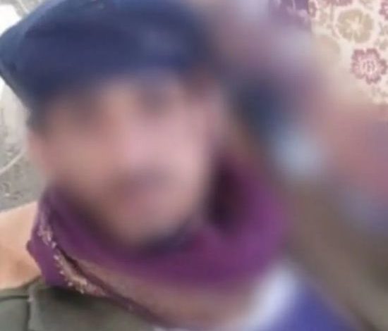 صورة القبض على هارب من جريمة قتل في لحج