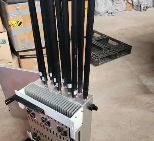 صورة ضبط أجهزة تشويش طيران مسير في جمرك شحن