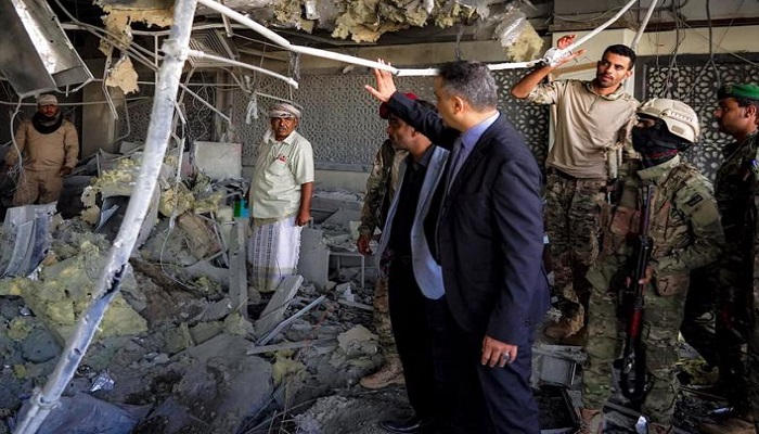 تفجيرات مطار عدن جنوب اليمن