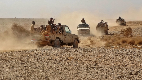 الحوثيون يلوِّحون ببدء اقتحام مأرب للاستيلاء على حقول النفط