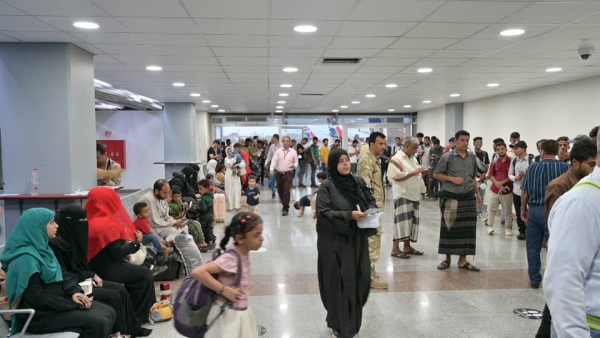 وصول دفعة جديدة من اليمنيين العالقين في السودان