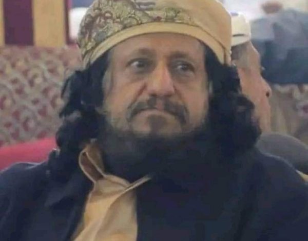 صورة رئيس نادي المعلمين يغادر المعتقل الحوثي بعد 6 أشهر من إختطافه 