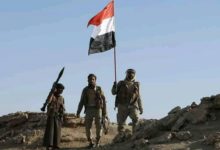 صورة مليشيا الحوثي تقصف مواقع للجيش في تعز 