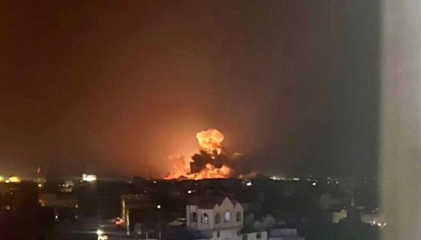صورة هجوم أميركي بريطاني على مواقع الحوثيين في الحديدة