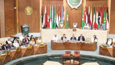 صورة البرلمان العربي يستنكر الصمت الدولي إزاء استمرار اعتداءات ميليشيا الحوثي تجاه السعودية