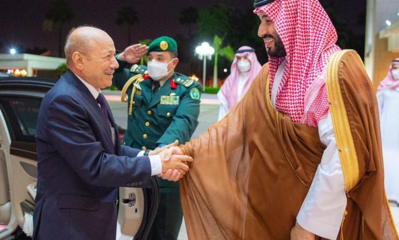 صورة صحيفة الرياض: الدعم السعودي مستمر عبر المجلس الرئاسي