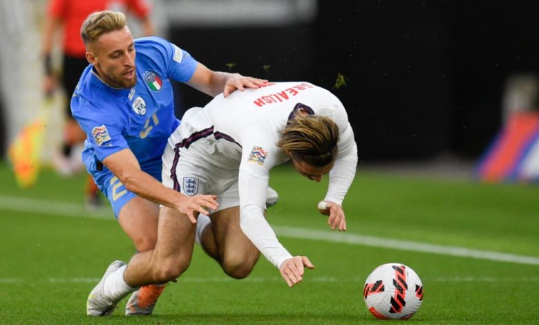 صورة ايطاليا تفرض التعادل على أسود انكلترا وتبقيهم في المؤخرة