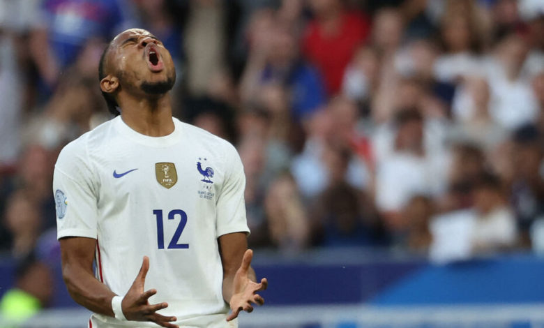 صورة منتخب الديوك يسقط من جديد ويحافظ على مؤخرة المجموعة