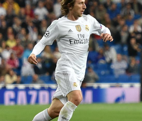 صورة عاجل.. لوكا مودريتش يسجل هدف خيالي في الشوط الأول من مباراة ريال مدريد وسيلتا فيجو (فيديو)