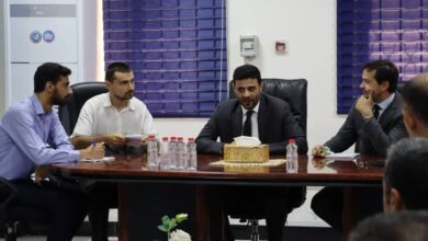 صورة الهمداني يبحث مع وفد فرنسي التحديات التي تواجه أنشطة القطاع الخاص في السوقين الأوروبي والفرنسي