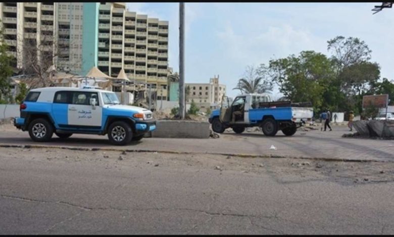 صورة ضبط متهماً بالشروع في القتل بعدن