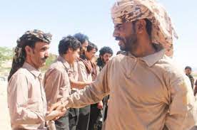 صورة إطلاق سراح الدفعة الأخيرة من أسرى التمرد الإخواني بشبوة