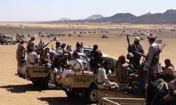 قوات الإصلاح والقبائل تحتشدان محيط حقول صافر والتوتر يسود المنطقة