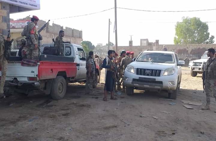 صورة إصابة 3 جنود في هجوم مسلَّح على عربة عسكرية بتعز