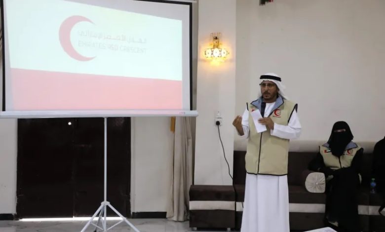 صورة الإمارات تطلق مشروعاً في المكلا لتفريج كُرَب الغارمين والمُعسرين