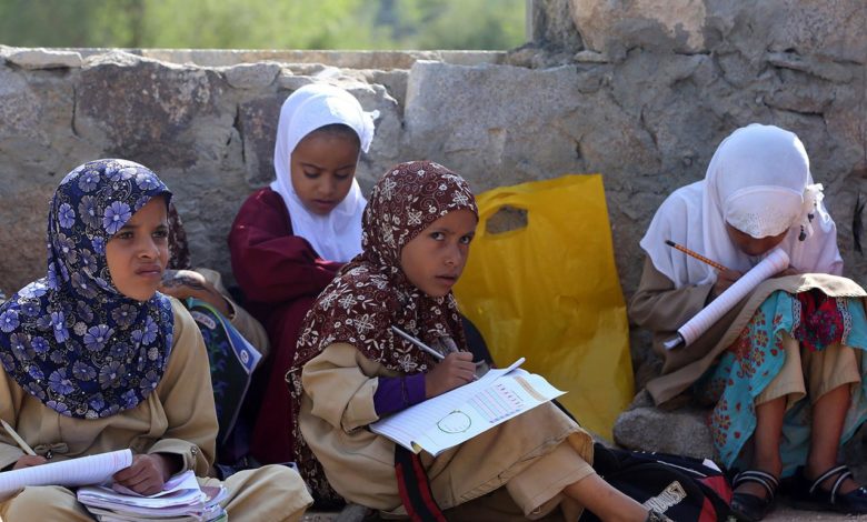 صورة تعليم في مهب الرياح.. تدمير منظم للمؤسسات التعليمية في اليمن