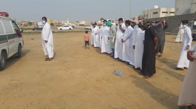 صورة وفاة شابين يمنيين في السعودية جراء حادث مروري مروع