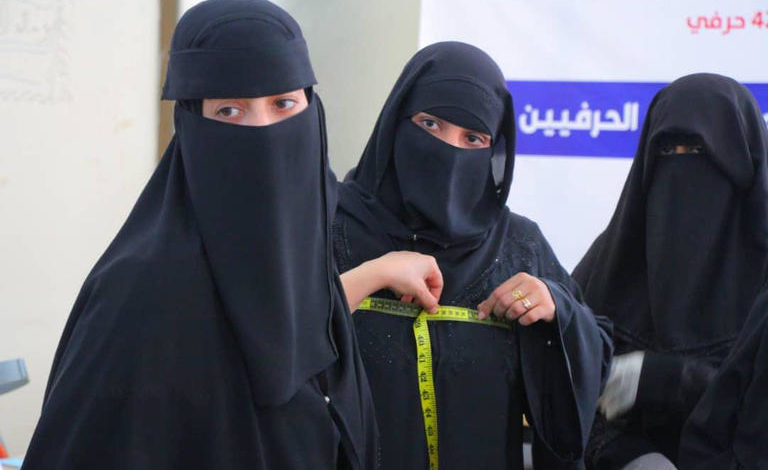 التلمذة المهنية.. مشروع لتمكين الشباب اليمني في سوق العمل