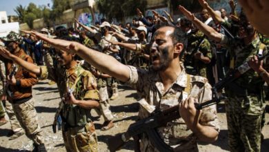 صورة الحوثي والإخوان وقوائم الإرهاب الأمريكية