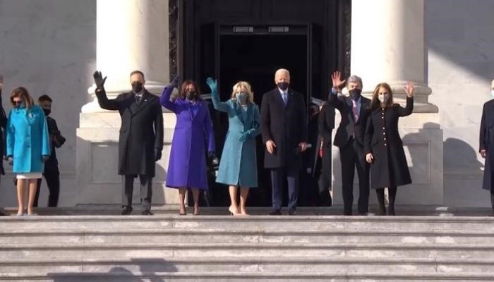 الرئيس الأمريكي جو بايدن ونائبته يصلان الكابيتول لبدء مراسم التنصيب “فيديو”