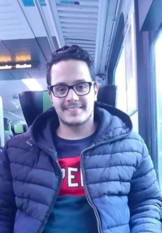 صورة بعد نحو شهر من اختطافه من مطار عدن.. الإفراج عن الطالب “فهد الرياشي”