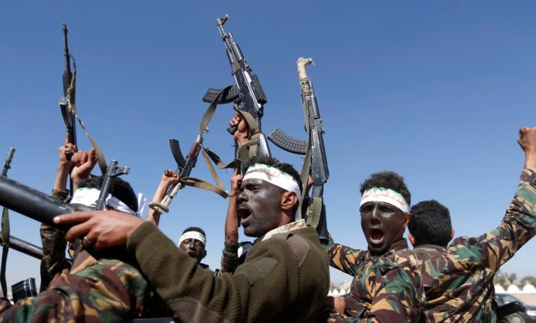 صورة فرض إتاوات على أسر المغتربين.. آخر تقليعات مليشيا الحوثي في إب