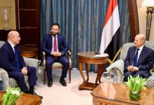صورة رئيس مجلس القيادة يشيد بالعلاقات اليمنية التركية