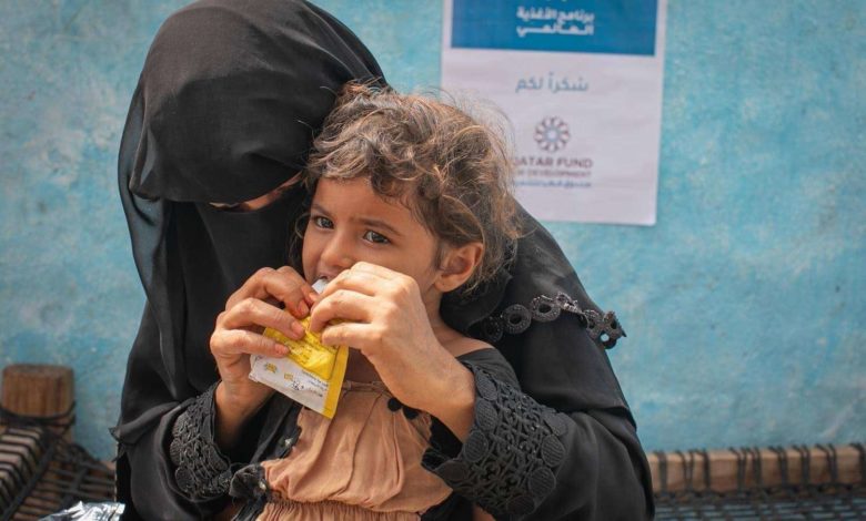 صورة “الغذاء العالمي” يوقف توزيع المساعدات الغذائية في مناطق الحوثيين