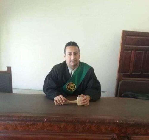 صورة هجوم مسلح على منزل قاضي في الضالع
