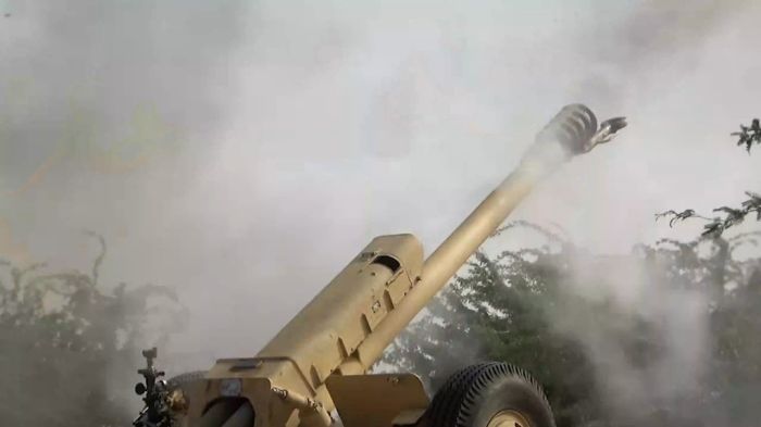 صورة القوات المشتركة تدمر مرابض مدفعية حوثية استهدفت أعيانًا مدنية في تعز والحديدة