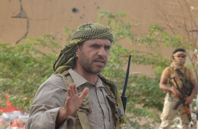 صورة العميد دويد يحذر من تصعيد خطير في تعز والحكومة اليمنية توجه طلب عاجل