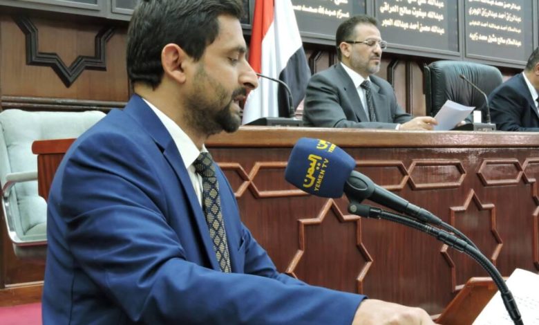 صورة النائب عبده بشر يكشف عن وجود تنسيق حوثي مع أمريكا وبريطانيا