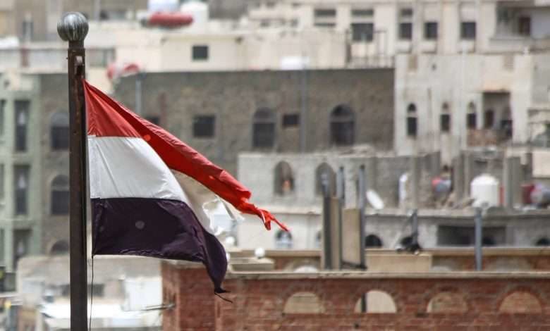 صورة الحكومة اليمنية تصف تقرير هيومن رايتس ضد السعودية بالمٌسَـيّس