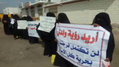 صورة 14 معتقلاً في بئر احمد يضربون عن الطعام احتجاجا على استمرار احتجازهم